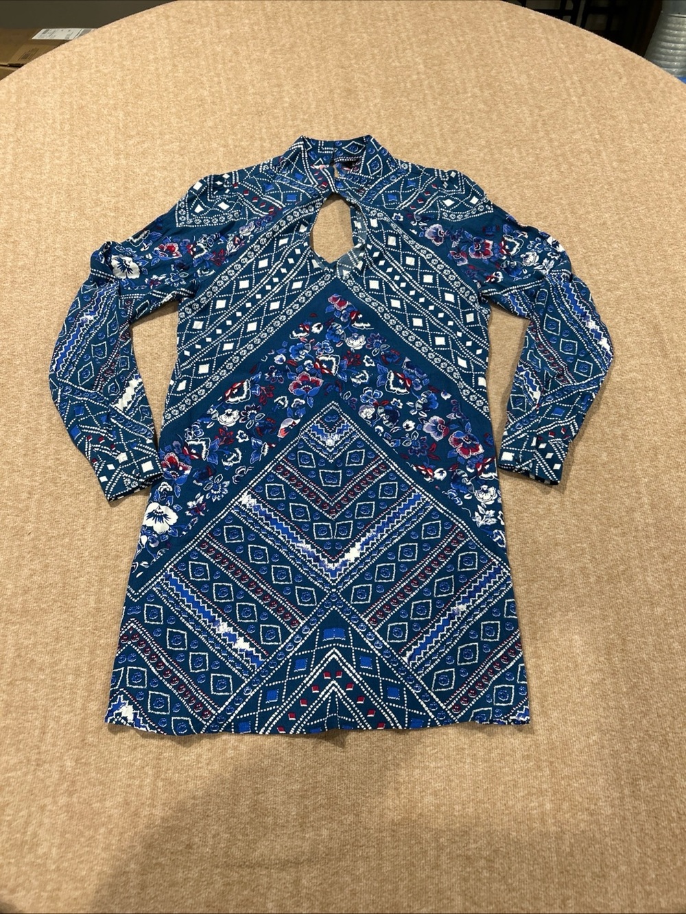 Express Top Blue Patterned Keyhole Long-Sleeve Tunic